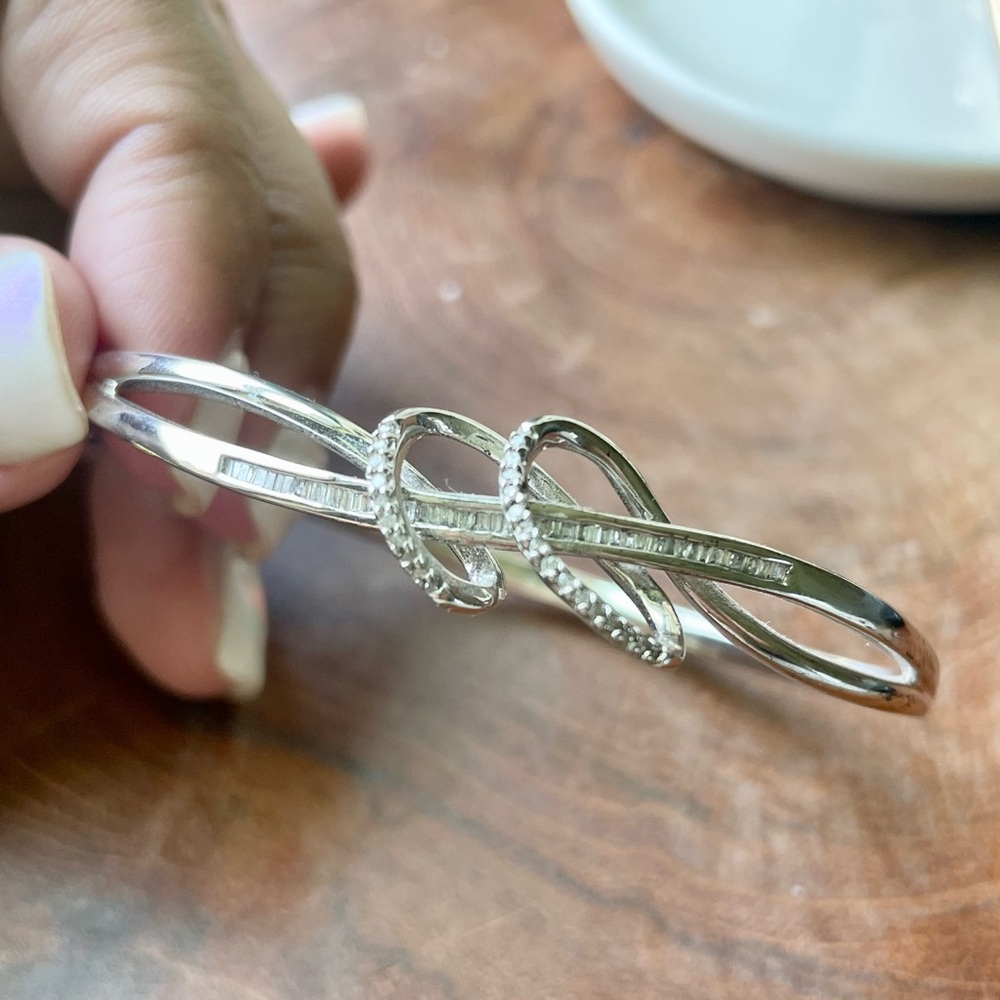 Macy's Silver Knot Bracelet with Diamond Accents - Picture 3 of 7